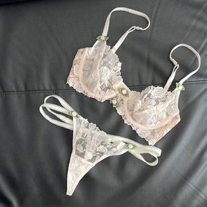 FOR LOVE AND LEMONS lingerie Set